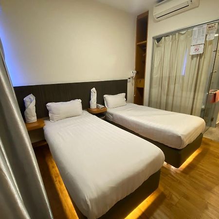 Hotel Vevo Puchong Malaysia Экстерьер фото